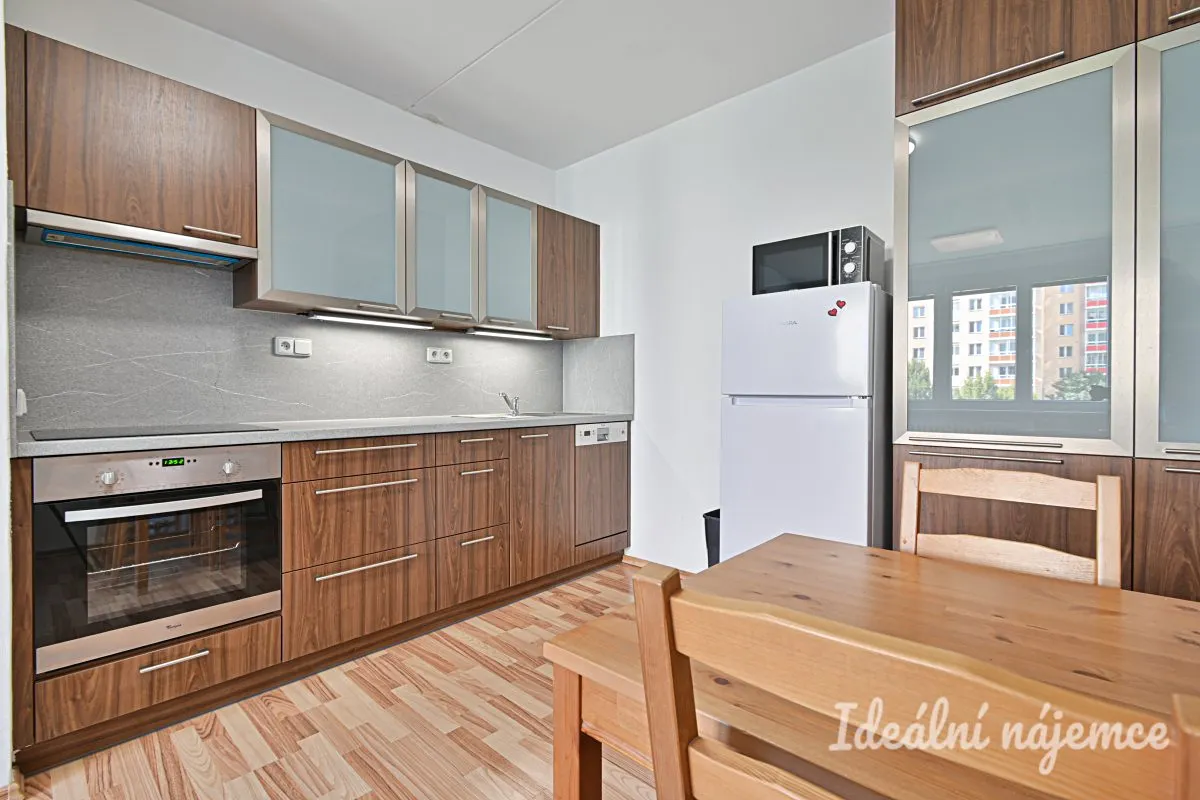 Pronájem bytu 2+kk 44 m²